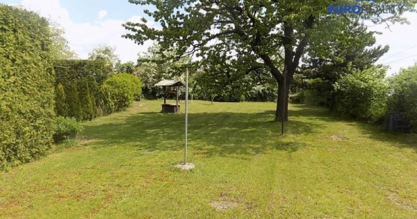 Bán nhà barak của tây 2+1 ở vùng Lysa nad Labem,  976m2 có vườn