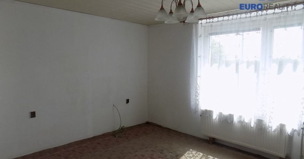 Bán nhà barak của tây 2+1 ở vùng Lysa nad Labem,  976m2 có vườn