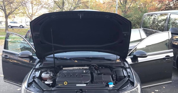 Cần bán VW passat R line 2.0 TDI -110kw số sàn 157.000 km 4/2016