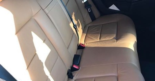 Bán xe E350 AMG đời 2011 tình trạng tốt, Motor còn 5 tháng bảo hành, có thể xem xe và chạy thử thoải mái.