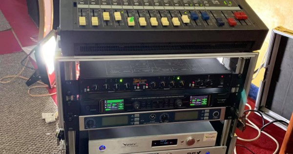 Bán và lắp đặt dàn âm thanh Karaoke, nâng cấp màn cảm ứng, các loại loa