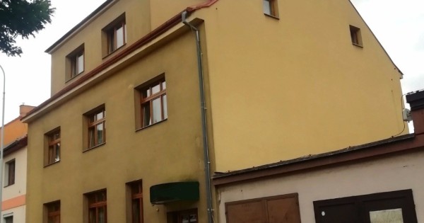 Bán bất động sản làm khách sạn, chủ tư nhân ở Praha 9