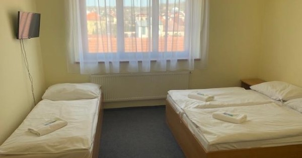 Bán bất động sản làm khách sạn, chủ tư nhân ở Praha 9