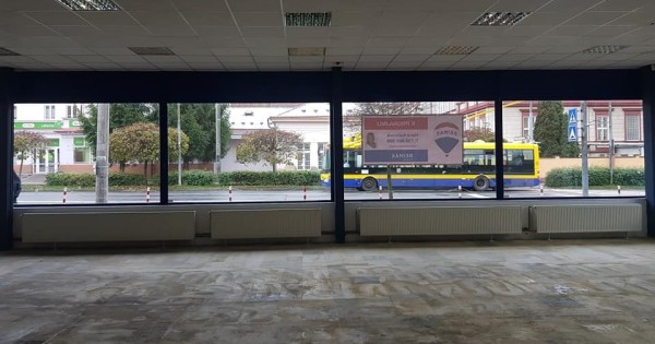 Cửa hàng tại Duchcovska Teplice cho thuê, diện tích 472 m2