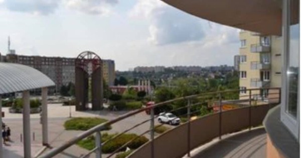 Bán căn hộ sở hữu tư nhân 3+kk 81.4m2 + 20m2 balkon tại phố Petržílkova 29 Praha