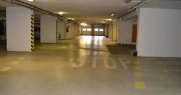Bán căn hộ sở hữu tư nhân 3+kk 81.4m2 + 20m2 balkon tại phố Petržílkova 29 Praha