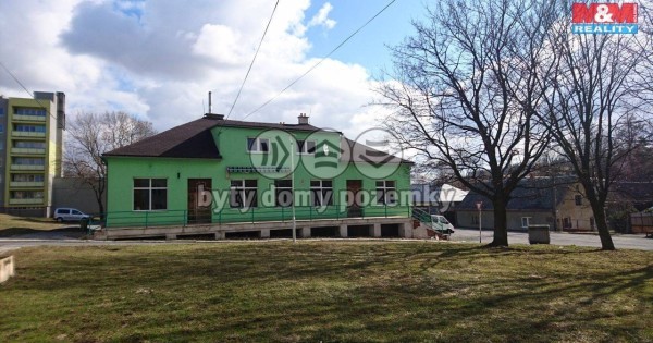 Bán BĐS trên ở dưới bán hàng, chủ tư nhân 507m2, Dvorce u Bruntálu