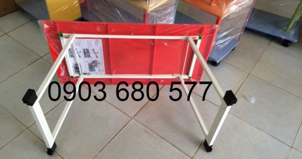 Bàn nhựa chữ nhật gập chân giá rẻ, chất lượng cao cho trẻ