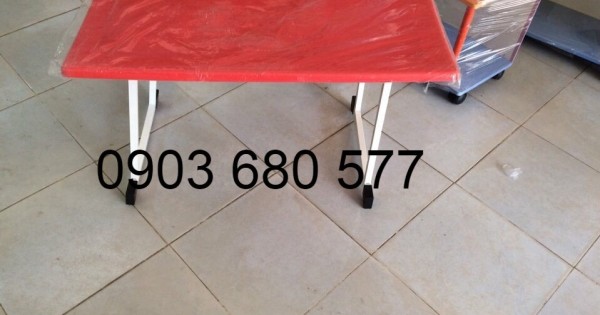 Bàn nhựa chữ nhật gập chân giá rẻ, chất lượng cao cho trẻ