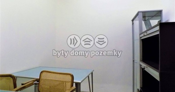 Bán cửa hàng làm đẹp, chủ tư nhân, 103m², Praha 5-Barrandov