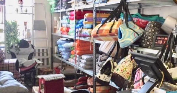 Nhượng lại cửa hàng rộng 360m2 nằm trên trục đường liên huyện