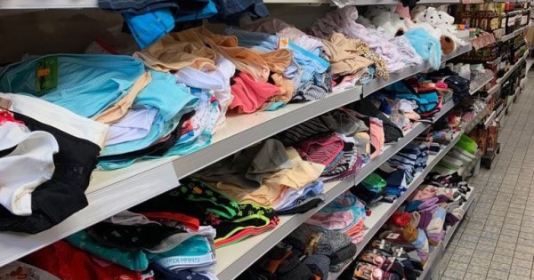 Sang nhượng Potraviny 180m2 / kho 90m2 tại Hostinné