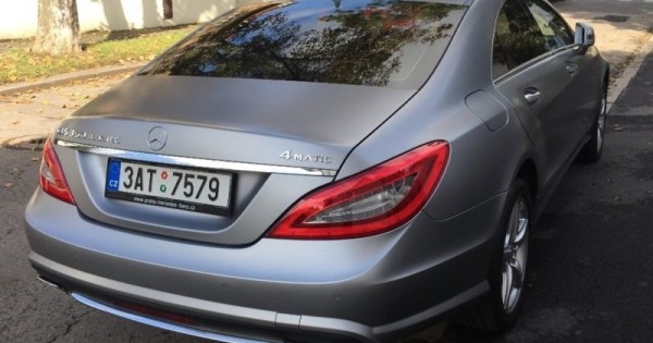 Cần bán xe Mercedes CLS 350 AMG BlueTEC 4MATIC/185kw, 12000km