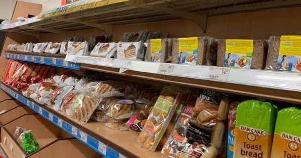 Sang nhượng Potraviny 180m2 / kho 90m2 tại Hostinné