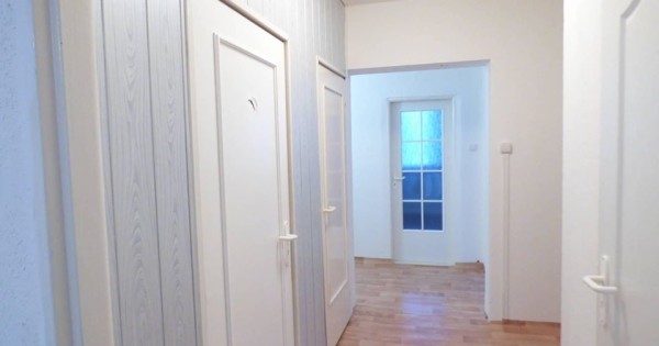 Cho thuê căn hộ 3+1 tại Křejpského ul., Praha 4 – Chodov.