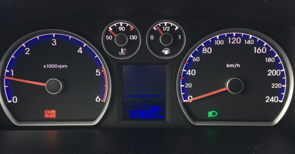 Cần bán xe Hyundai I30 CW đời 12/2010 / 189 000 km, xe dầu