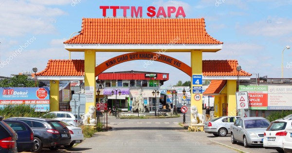 Cho thuê cửa hàng tại TTTM Sapa diện tích 100~200m2