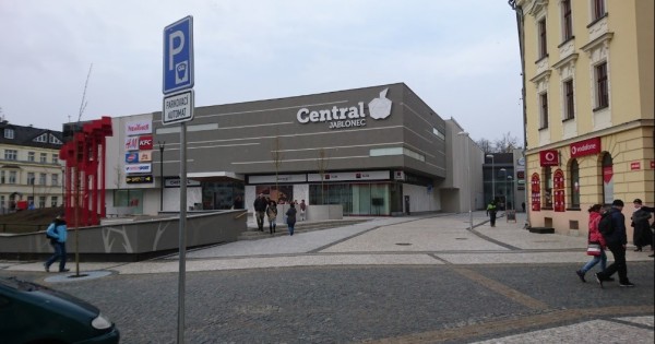 Cho thuê chỗ làm quán ăn trong siêu thị Central Jablonec