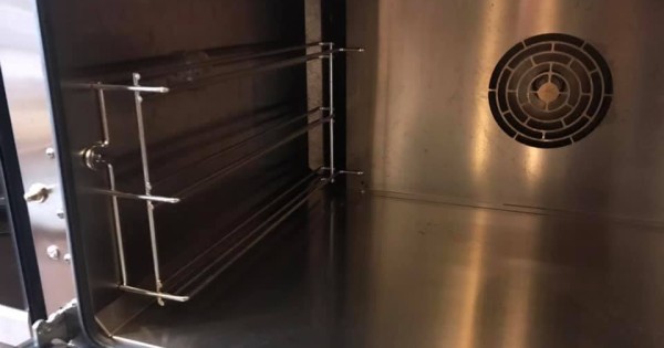 Cần thanh lý lò nướng bánh UNOX LineMicro 4x 600x400 XF 043 Domenica