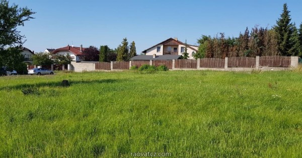 Bán đất chính chủ diện tích 1.373 m2 tại làng Sulice - Hlubočinka - Praha Východ