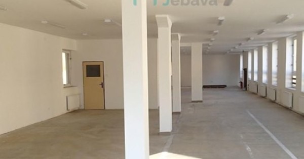 Bán tòa nhà tại trung tâm Klicperova 208, Hlinsko, diện tích 1.050m2