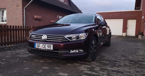 Bán xe Volkswagen Passat đời 2017 đầu 2018, 4x4, chạy diesel, 110KW, 75000km