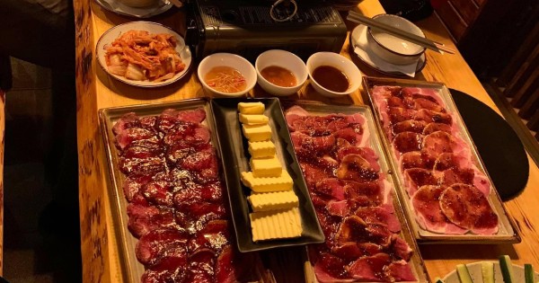 DuHa sushi tìm 2 bồi bàn làm full time làm lâu dài