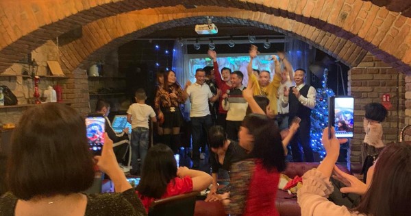 DuHa sushi tìm 2 bồi bàn làm full time làm lâu dài