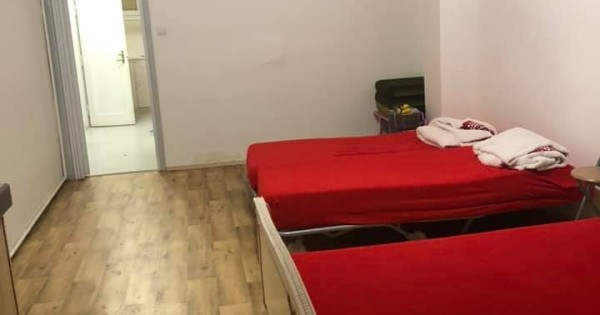 Cho thuê phòng ngắn hạn đầy đủ điện nước lò sưởi khu vực praha 4