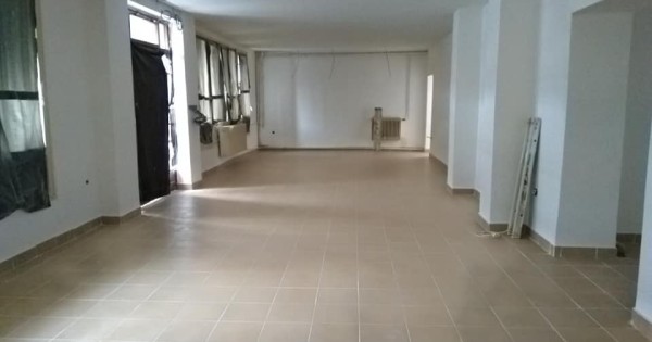 Cho thuê mặt bằng rộng 128m3 trên là byt 3+1 tại làng 1200 dân