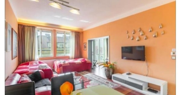 Bán nhà 2+kk , gần khu vực cầu Tình - Praha 1