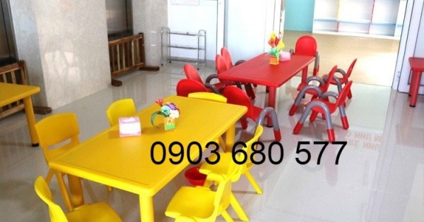 Chuyên cung cấp bàn và ghế nhựa cho trẻ em mầm non giá cực SỐC