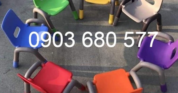 Chuyên cung cấp bàn và ghế nhựa cho trẻ em mầm non giá cực SỐC