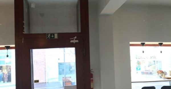 Sang nhượng hợp đồng quán ăn tại Nam tiệp, České Budejovice, Lannova Trida