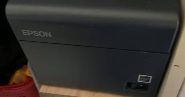 Thanh lý bộ kamera FullHD hiệu hikvision 16 mắt khu vực vùng Zlín