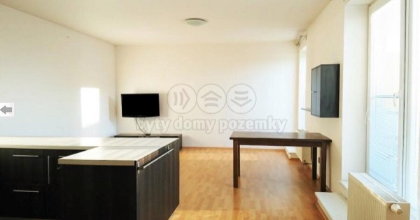 Bán nhà 3kk mới xây 2019 rộng 101,59m2 vùng Kyje Praha 9 gần černý most