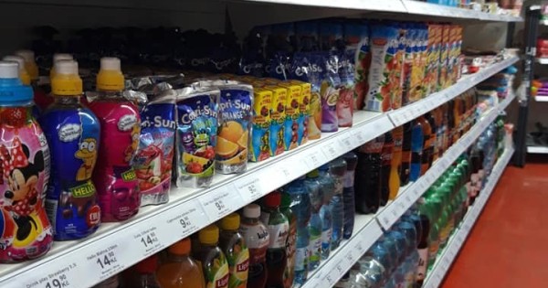 Nhượng lại cửa hàng 65m² , kho 10m², najem + nước 6600kc khu vực Česká Lípa