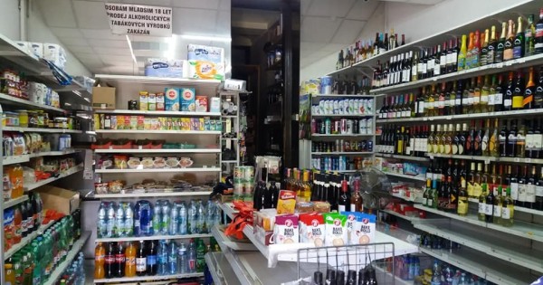 Nhượng cửa hàng diện tích 60m2,najem 24.000kc.