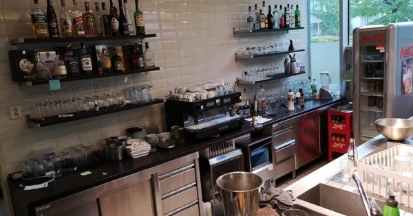 Nhượng quán ăn tại Praha 4 Háje gần metro và khu chung cư đông đúc