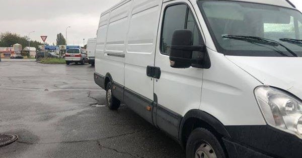 Công Ty Ptd Car Praha nhận chở hàng và chở khách trong Séc và Eu