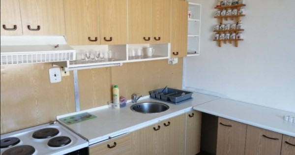 Cần cho thuê být 2+1 . Praha 4 - Libuš.