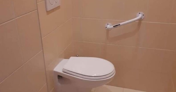 Cho thuê nhà 2 phòng ngủ tại Praha 4 - Kamyk gần chợ Sapa