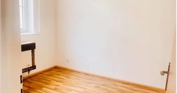 Cho thuê nhà 2+1 2 phòng ngủ tại Prague 7 - Bubeneč - Holešovice