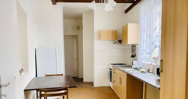 Cho thuê nhà 2+1 52m2 tại Stredni, Praha 6 - Veleslavin