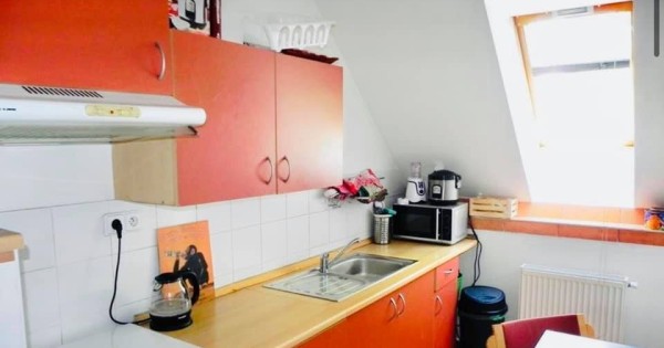 Cho thuê nhà 2+1 50m2 tại Gutova - Praha 10 Strasnice