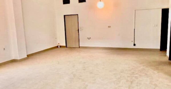 Cho thuê địa điểm cho kinh doanh ở Protivín (khoảng 5000 người)