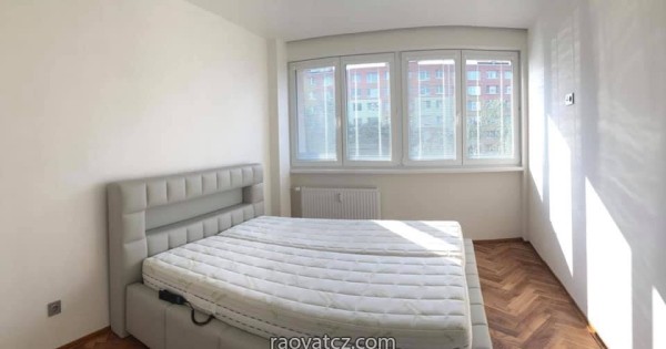 Cho thuê nhà 2+kk, 49m2. Praha 4 - Michle