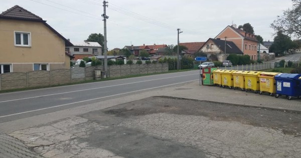 Bán 2 cửa hàng potraviny cộng sản làng không cạnh tranh