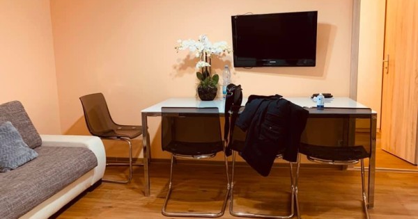 Cần bán byt 3+1 60 m2 trung tâm praha1, đ/c senovazne namesti 2