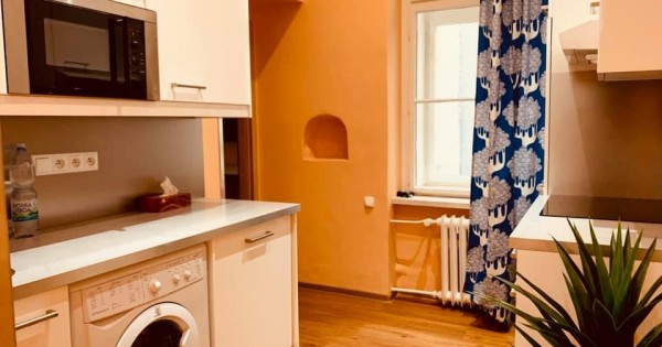 Cần bán byt 3+1 60 m2 trung tâm praha1, đ/c senovazne namesti 2